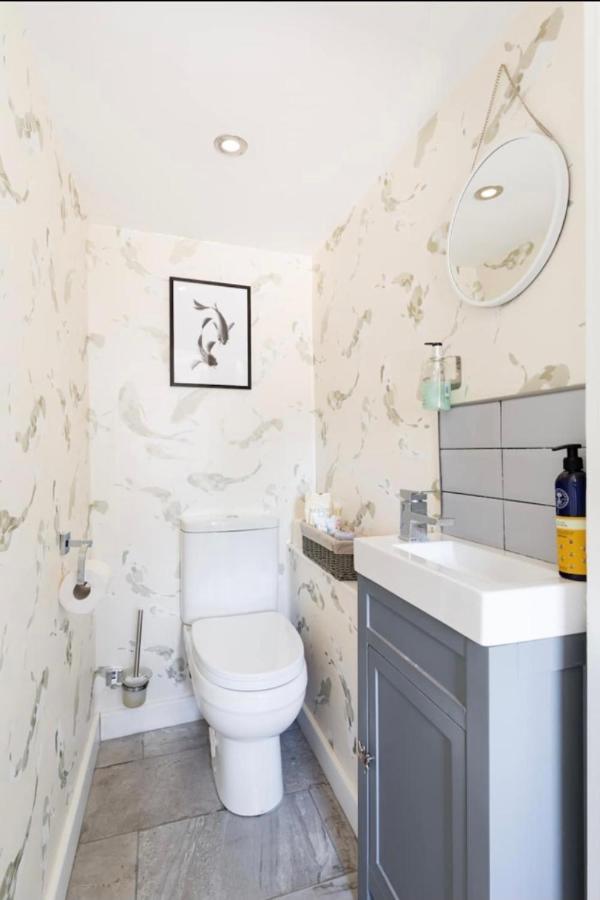 Cotswolds Lodge In Minster Lovell Luaran gambar